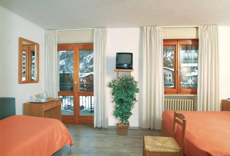 ואלטורננקה Hotel Bijou מראה חיצוני תמונה
